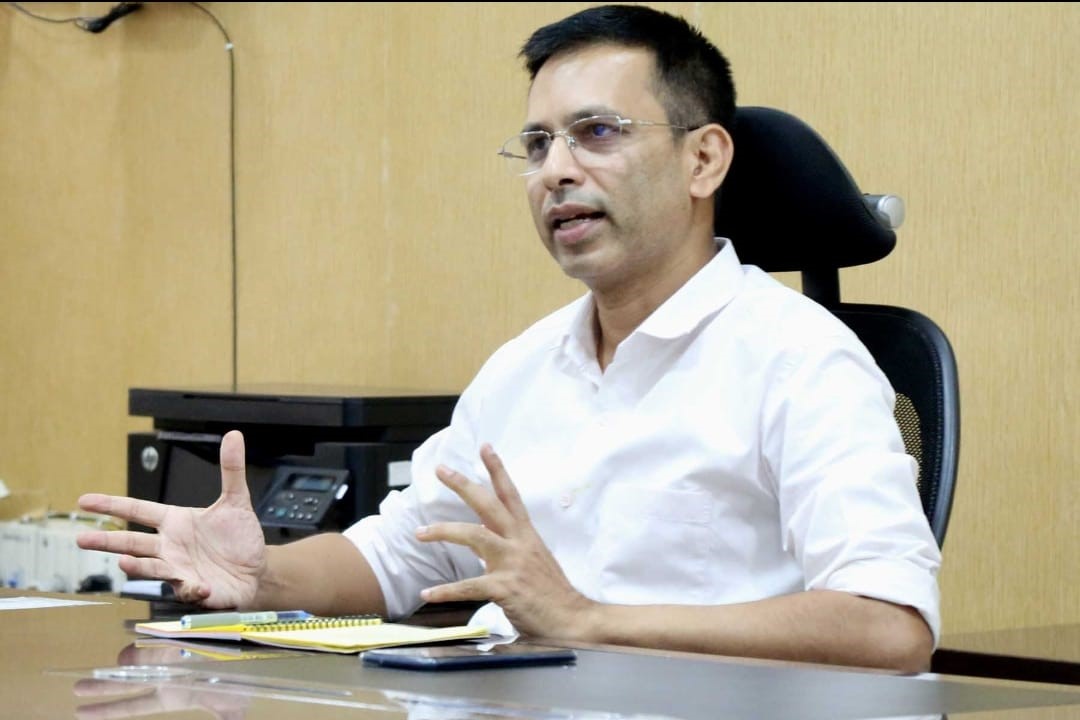 दमोह कलेक्टर सुधीर कुमार कोचर ने जिले के सभी नागरिकों को दी दीपावली की शुभकामनायें