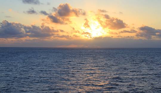 प्रशांत महासागर में घटी दुनिया की सबसे अप्रत्याशित घटना