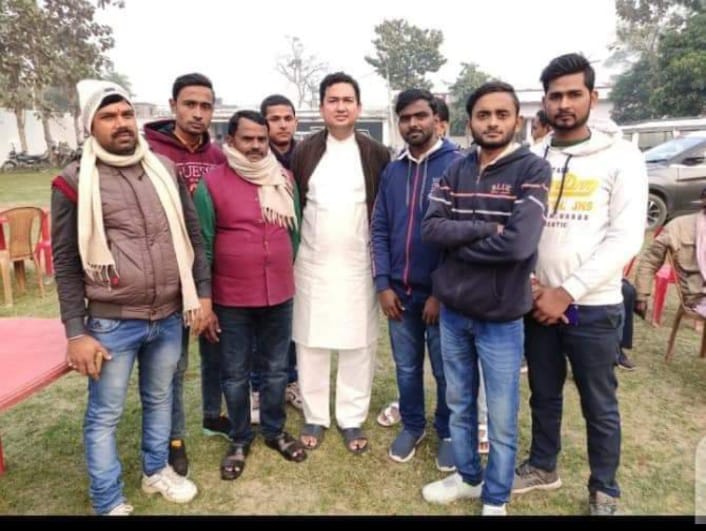 युवाओं के दिल की धड़कन नवनीत कुमार झा को सांसद प्रत्याशी बनाने की मांग