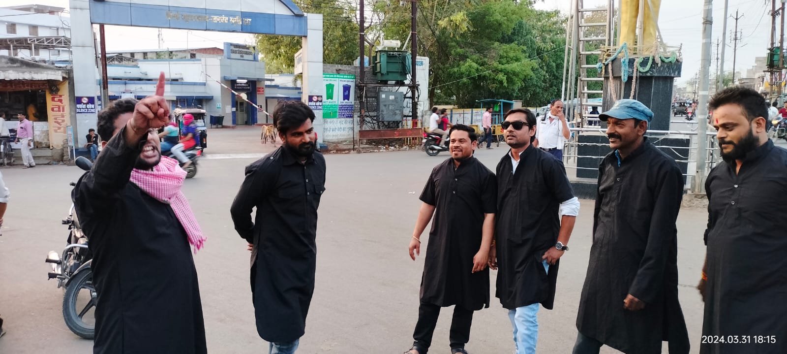 मुक्ति सामाजिक एवं सांस्कृतिक मंच के द्वारा आज नुक्कड़ नाटक किया गया