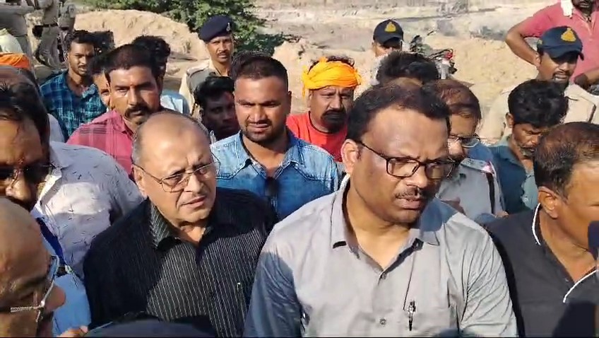 राजनगर ओपन कास्ट माइन में बड़ा हादसा 