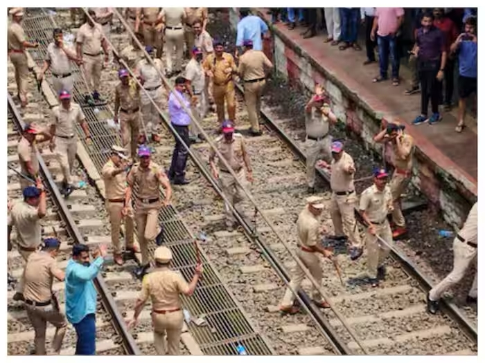 बदलापुर में मासूम बच्चियों के साथ घिनौनी हरकत