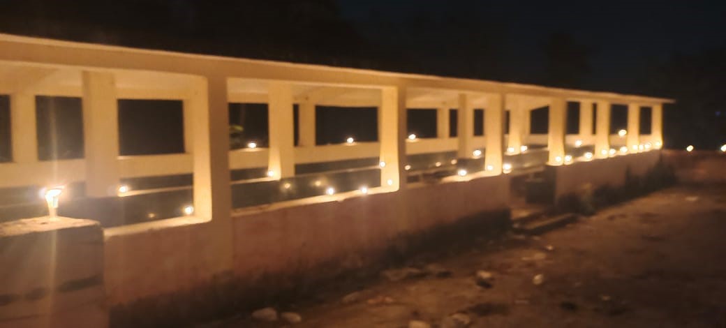 अनूपपुर के बरगंवा अमलाई के मुक्तिधाम में नरक चौदस पर होती है दिवाली की अनोखी परंपरा