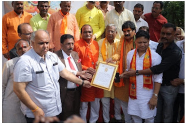 आज़ादी और शुभ महीनों पर धार में ऐतिहासिक कावड़ यात्रा