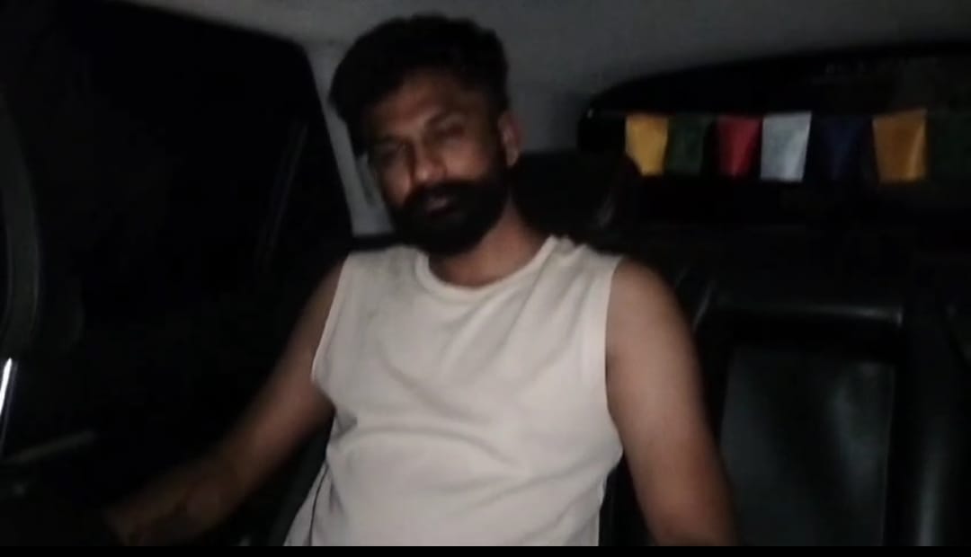 सीएसपी के पुत्रों की दबंगई, घर में घुसकर दंपत्ति से की मारपीट