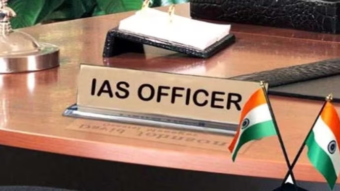 बिहार में कई IAS अधिकारियों का तबादला