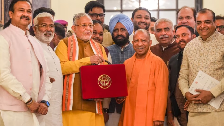 योगी सरकार ने पेश किया यूपी का बजट