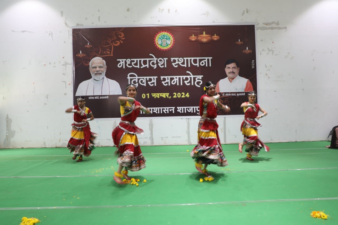 सांस्कृतिक गतिविधियों में दिखी भारतीय संस्कृति