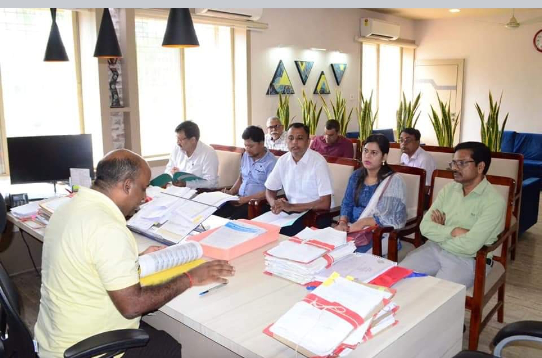 दूसरे चरण में शनिवार को स्कूल प्रबंधको के साथ हुई बैठक, चार अन्य स्कूलों की एसडीएम करेंगे जांच