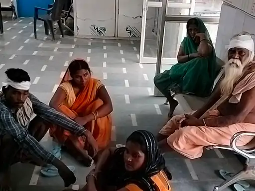 बच्चों के झगड़े को लेकर दो पक्षों के बीच जमकर मारपीट