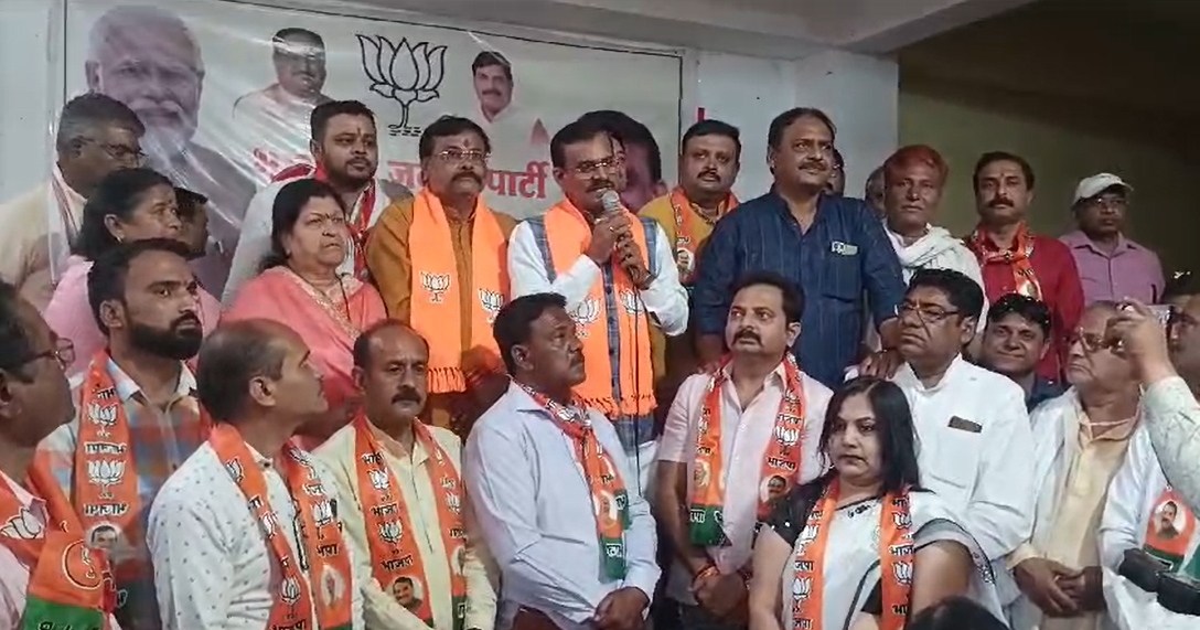 खजुराहो के भाजपा प्रत्याशी वी डी शर्मा पहुंचे कटनी