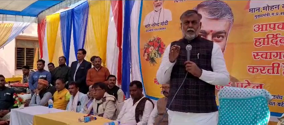 कोई जरूरतमंद केन्द् और राज्य सरकार की योजनाओं से वंचित तो नहीं रह गया है