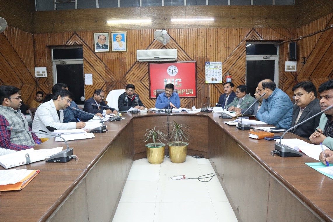 District Magistrate reviewed important projects under construction in the district