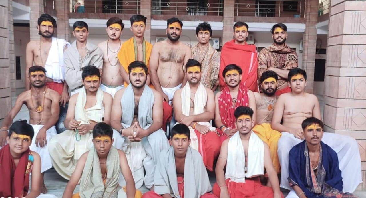 मेड़ता रोड ब्रम्हाणी माता मंदिर में गर्भगृह में 20 भक्तों को मिली अनुमति