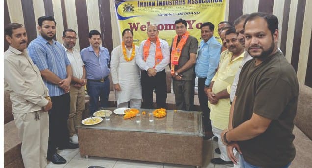 इण्डस्ट्रीयल इस्टेट में उद्योग विभाग द्वारा बनाई जा रही सडकों एवं नालों के कार्य को ठेकेदार द्वारा शिथिल गति से करने के चलते पानी की निकासी नहीं हो पाने पर चिंता व्यक्त की गई