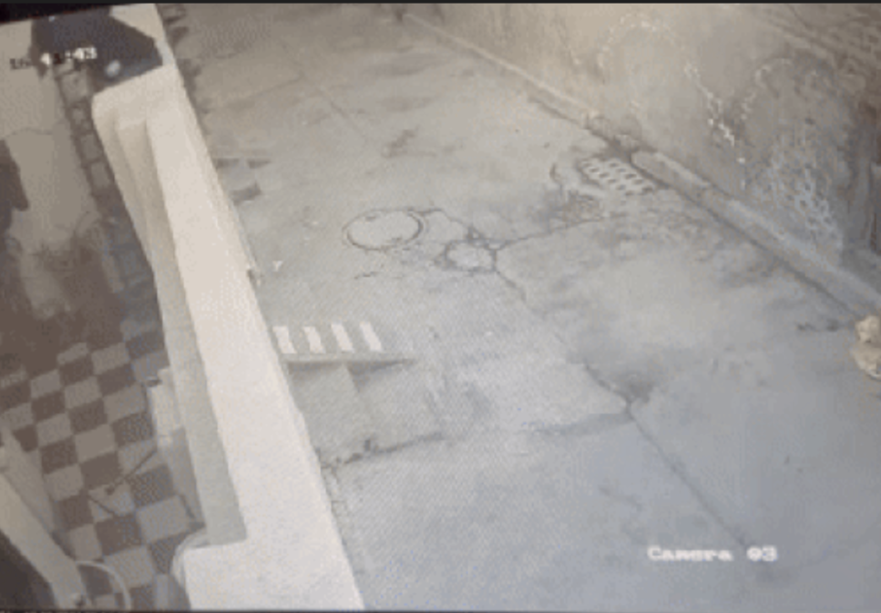 अमृतसर  रतन सिंह चौक स्थित एक घर में अज्ञात व्यक्तियों द्वारा लाखों रुपए की चोरी 