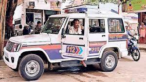 डायल 112 के पुलिस कर्मियों की दबंगई