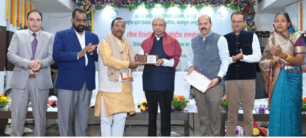 कृषि विकास एवं किसान कल्याण मंत्री रामविचार नेताम ने कहा 