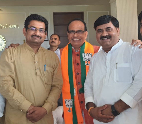 शाजापुर के भाजपा जिला अध्यक्ष अशोक नायक पहुंचे मुख्यमंत्री निवास