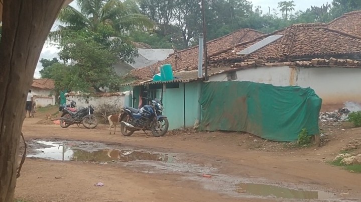 मानेगांव में अशोक कदम चला रहा 'अवैध बार', जिम्मेदार विभागों की चुप्पी से बढ़ा मनोबल