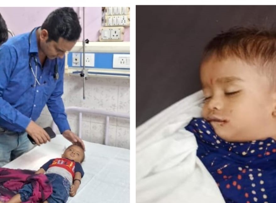 कार और बाइक की जबरदस्त भिडंत में दंपति और उनकी बेटी हुई घायल