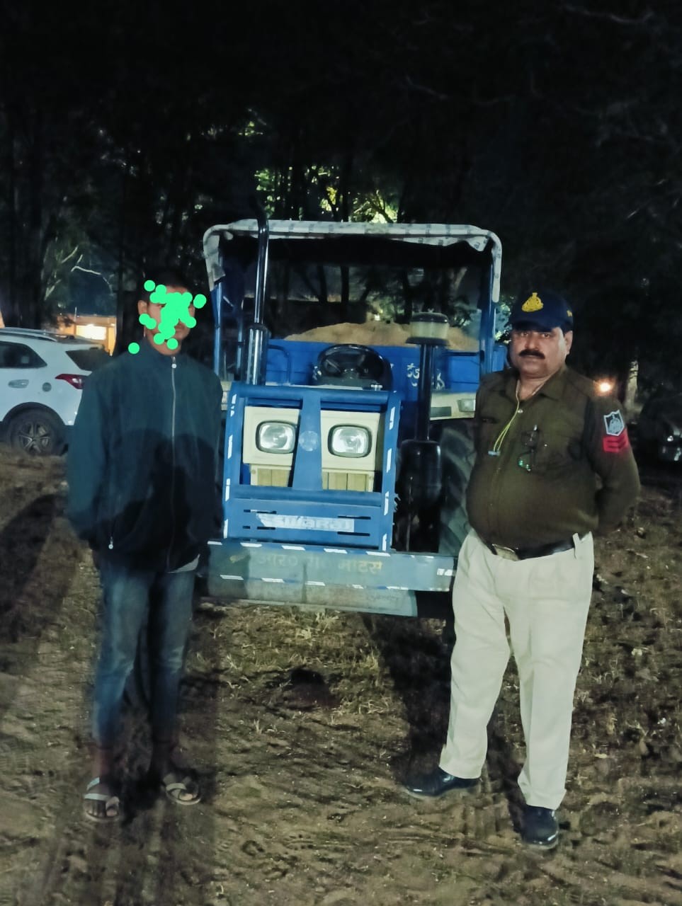 अवैध रूप से रेत उत्खनन कर परिवहन करने पर भालूमाडा पुलिस की कार्यवाही