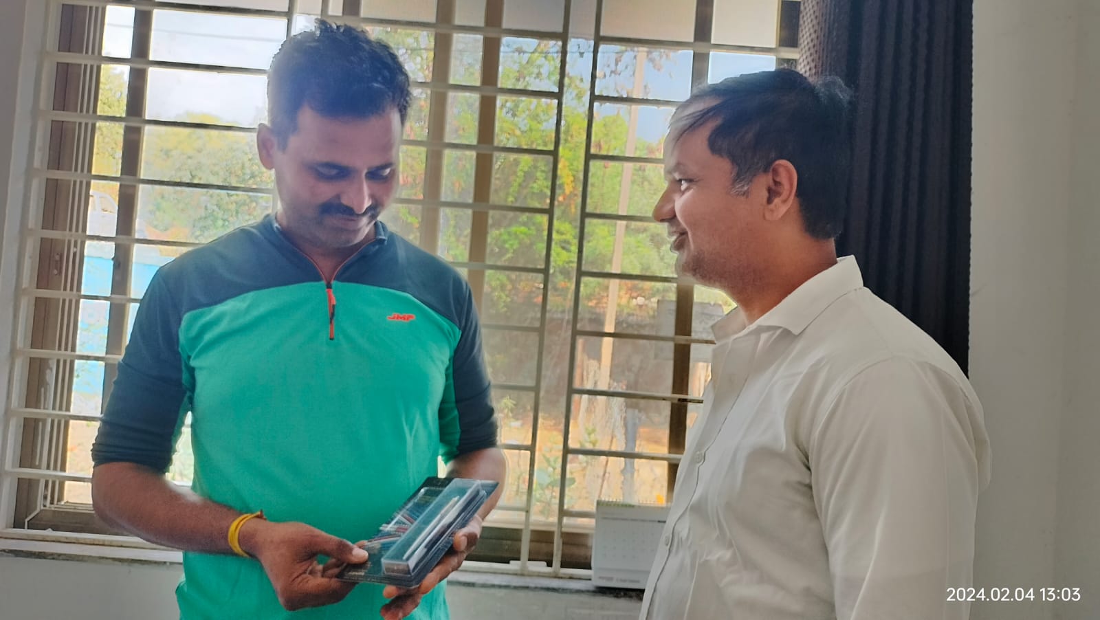 थाना प्रभारी आनंद सिंह ने मुस्लिम समाज के लोगो पर लिया एक्शन