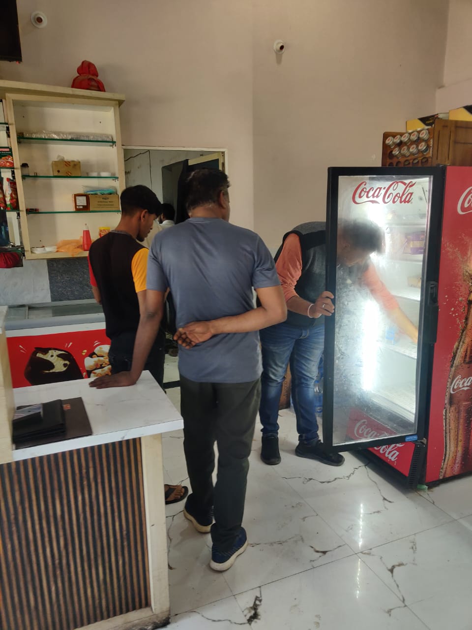 मिलावट से मुक्ति अभियान के तहत