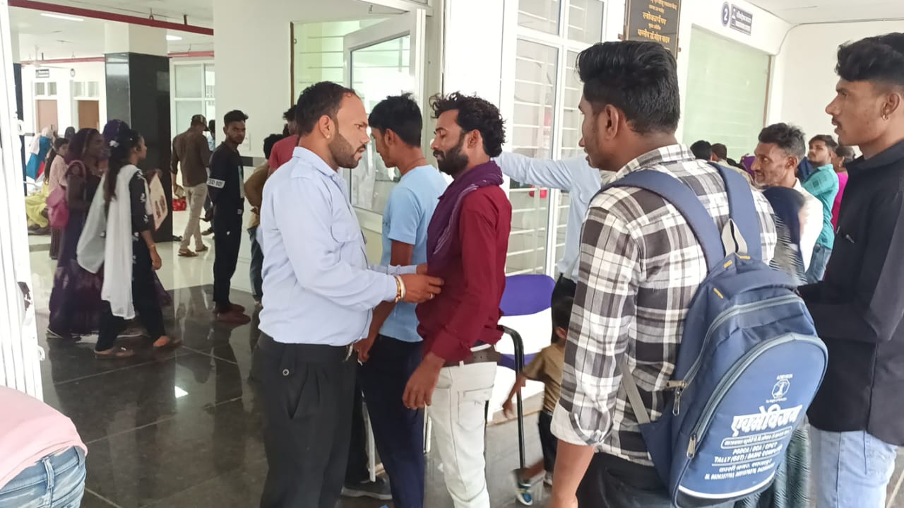 Roko-Toko campaign was run in Shajapur hospital