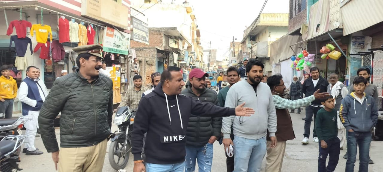 Municipality and police team launched encroachment removal campaign in Deoband area