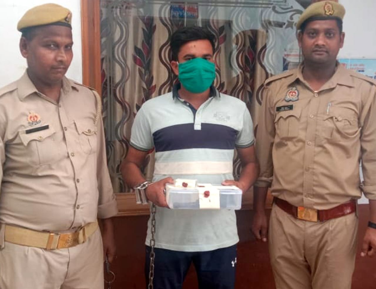 दो पक्षों में विवाद के बाद ग्रामीण को गोली मारकर घायल कर देने के मामले में एक  गिरफ्तार