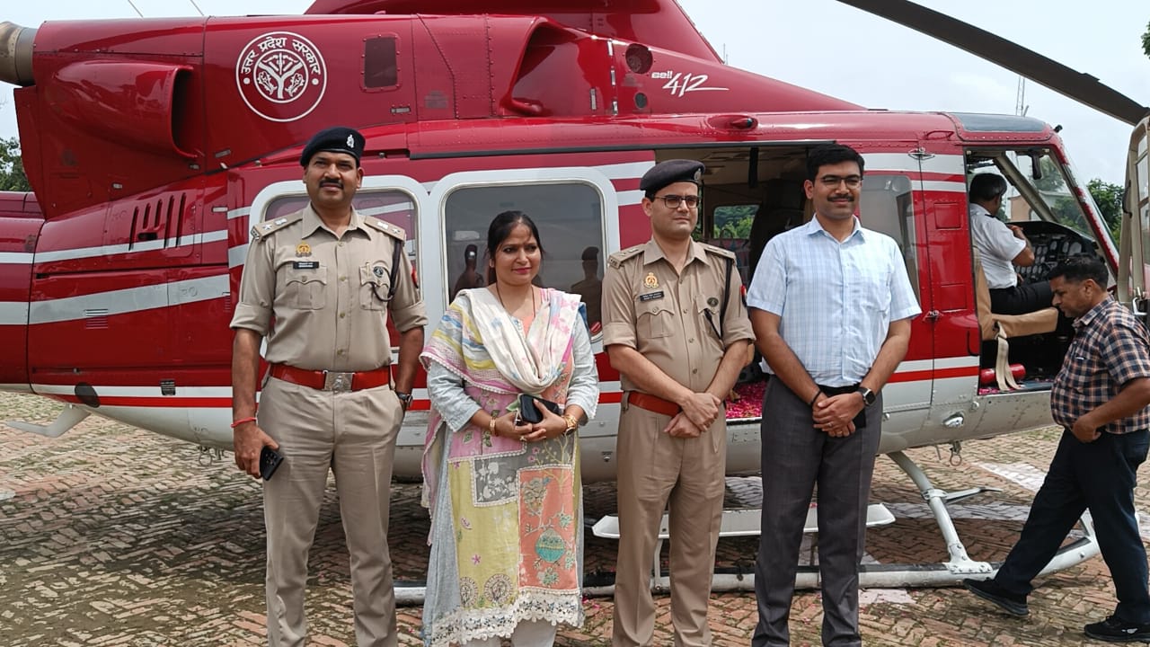 In Saharanpur, DM and SSP showered flowers on Kanwariyas from helicopter, greeted Shiva devotees