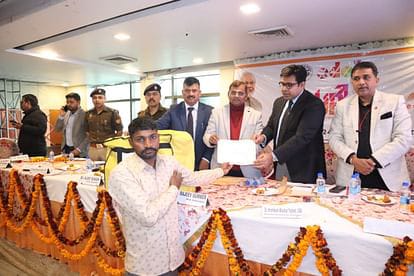 ग्राउंड ब्रेकिंग सेरेमनी में जिले में 3366 करोड़ रुपये से अधिक के निवेश वाली 129 इकाइयां शामिल की गईं