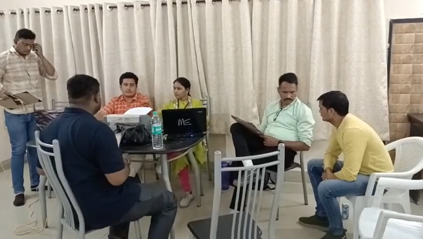 Jabalpur Lokayukta Police took action in Kuluan Badkhera of Katni