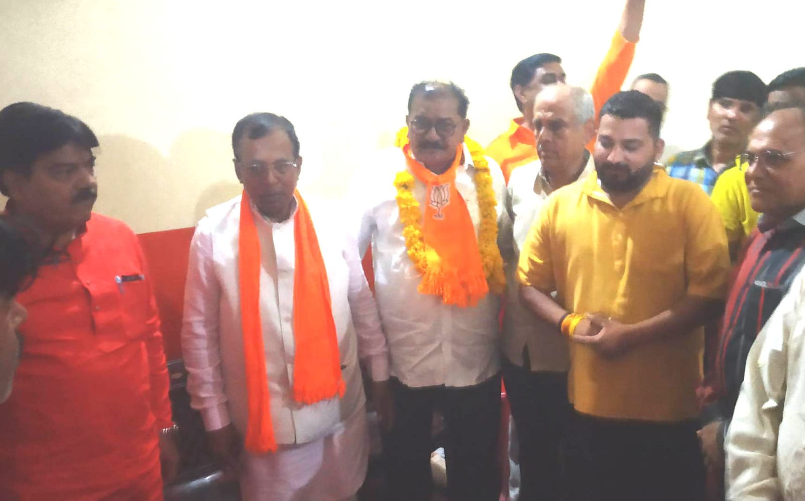 केंद्रीय मंत्री श्री सोम प्रकाश धार समाज के विशिष्ट जन और बूथ स्तर कार्यक्रम में पहुंचे 