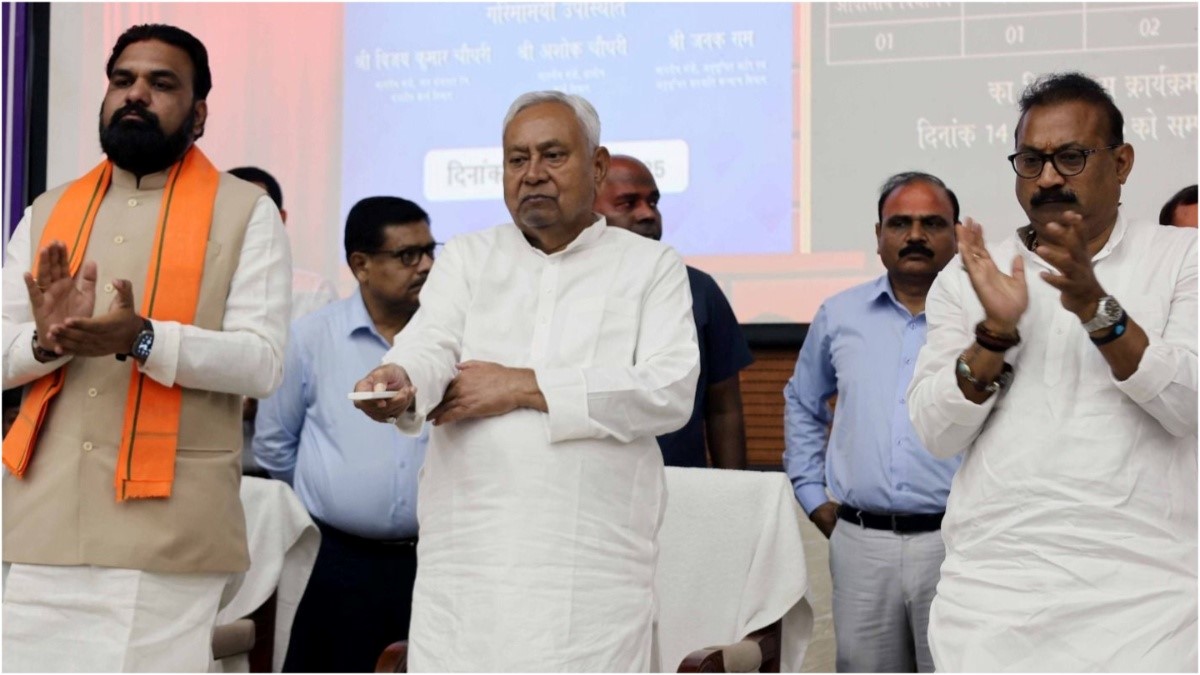 'Mahila Samvad Rath' flagged off