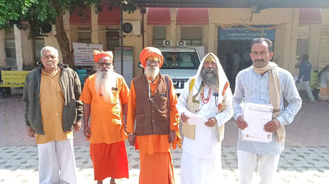 पॉलीथिन खाने से हो रही गौवंशों की मौत