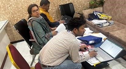 GST team reached the establishments of two big businessmen