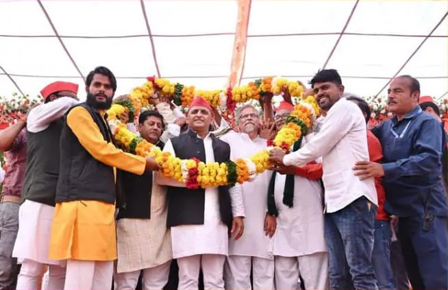 SP national president Akhilesh Yadav reached Katni in MP