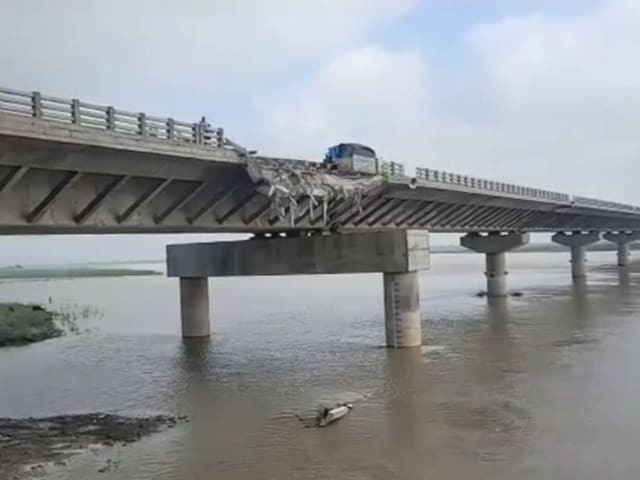 कोसी नदी पर 1600 करोड़ की परियोजना में हादसा