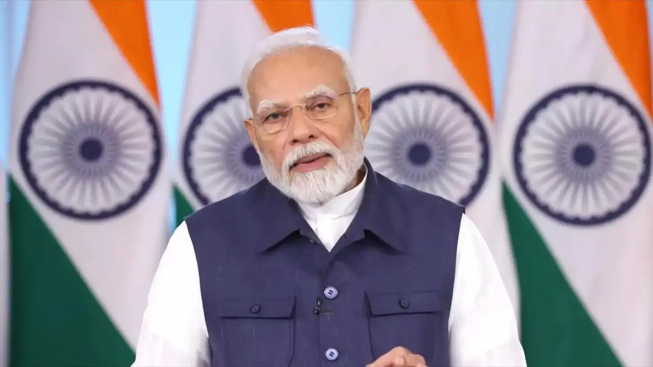 ईरान और UAE के राष्ट्रपति ने पीएम मोदी को किया फोन